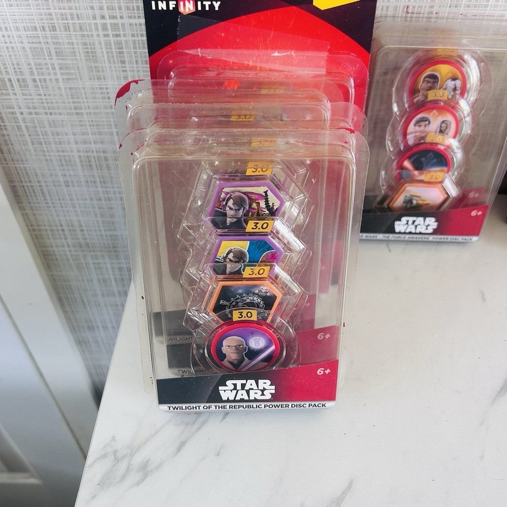 Disney Infinity 3.0 Power Discs 72 Discs Star Wars Tomorrow Land Lot of 18 Packs - Picture 2 of 12